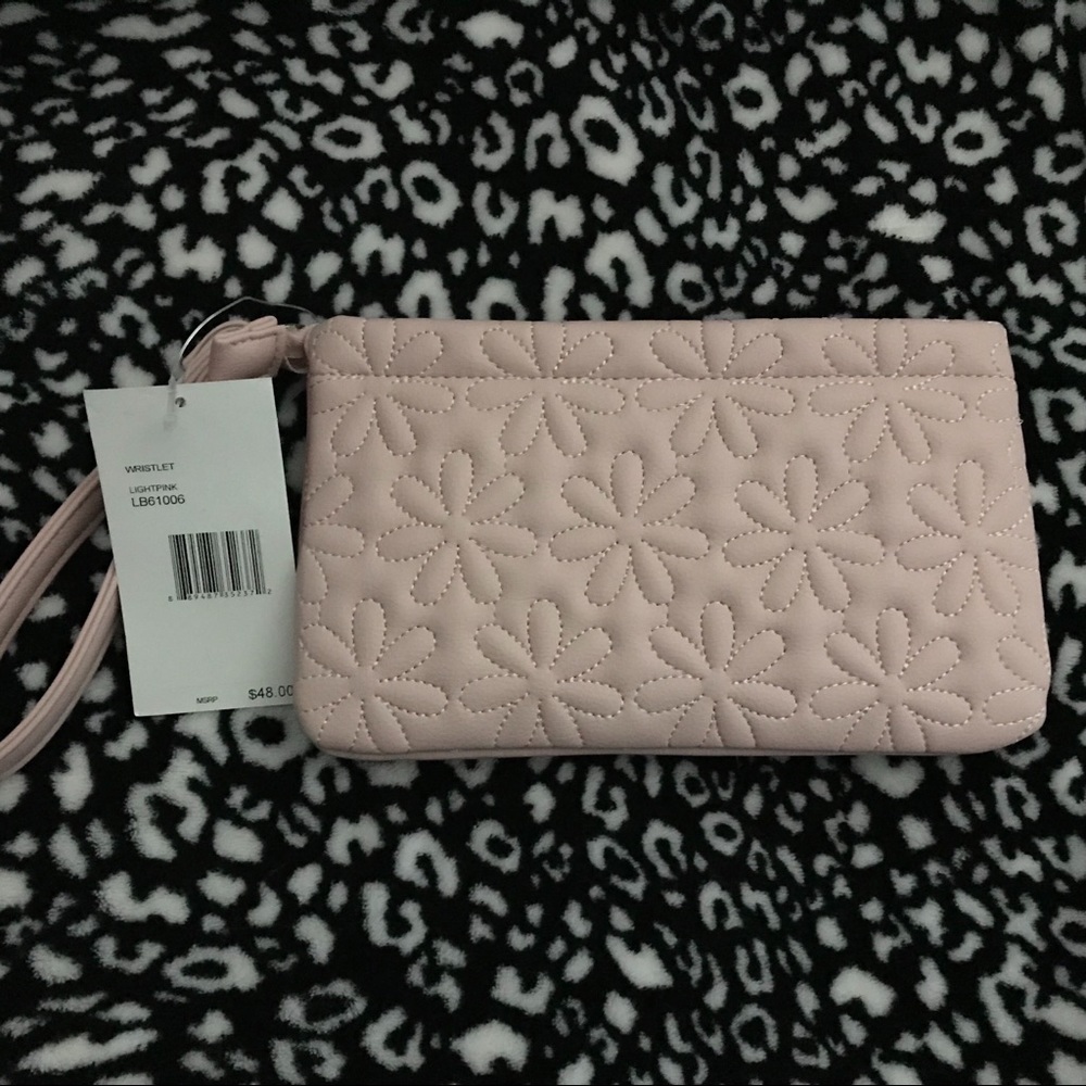 🌸Betsey Johnson Wristlet - Picture 3 of 10